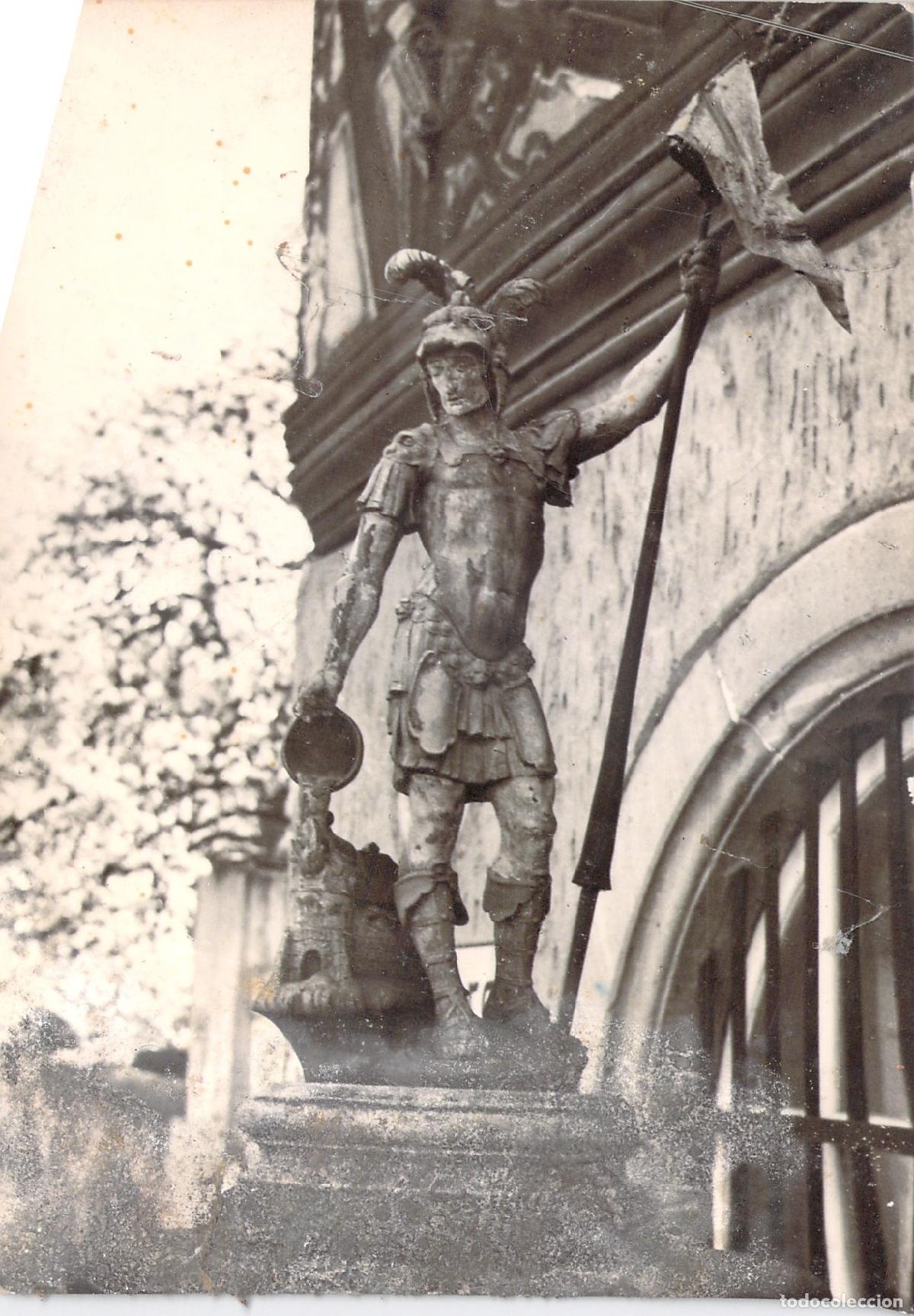 Postales: Postal Estatua de San Flori&aacute;n en Fuente de Seeheim, Alemania