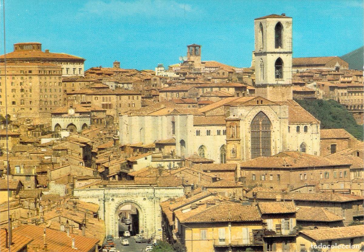 Postcards: Postal de Perugia Italia con Porta San Pietro e Iglesia de San Domenico