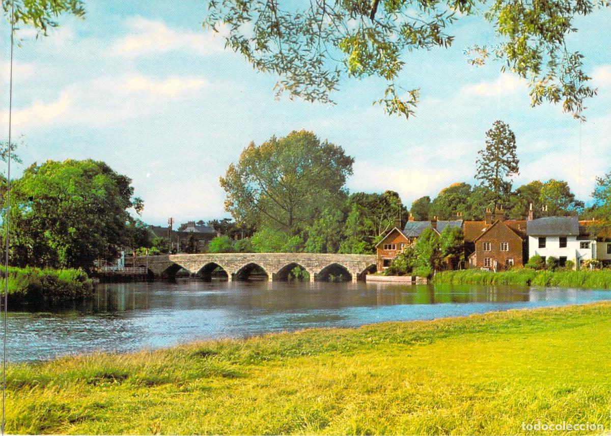 Postcards: Postal del Puente Medieval sobre el R&iacute;o Avon, Fordingbridge, Hampshire