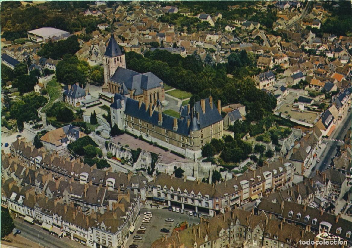 Postales: GIEN (Loiret). France. Vue a&eacute;rienne. Sin circular. CIM