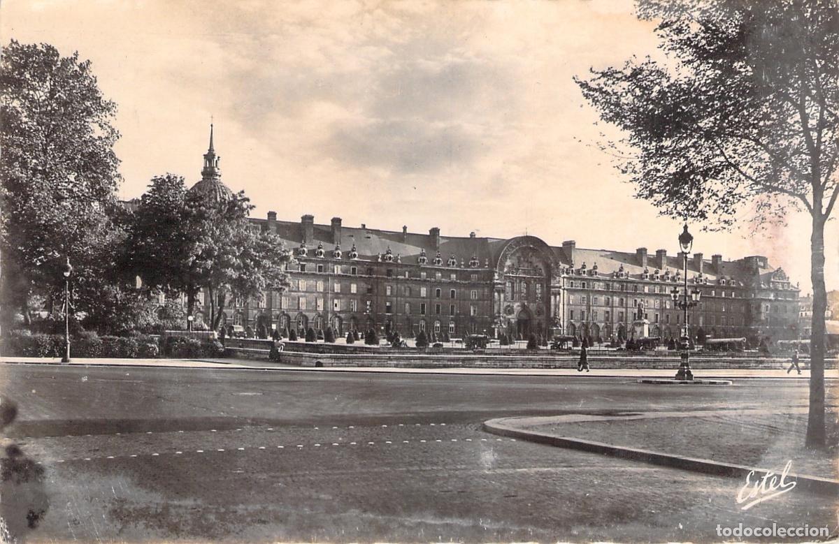 Cartoline: Postal de Par&iacute;s: Fachada de Los Inv&aacute;lidos sobre la Explanada