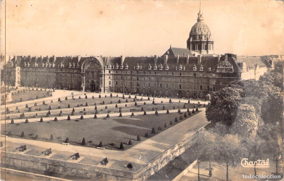 Postales: Postal de la Fachada del H&ocirc;tel des Invalides en Par&iacute;s