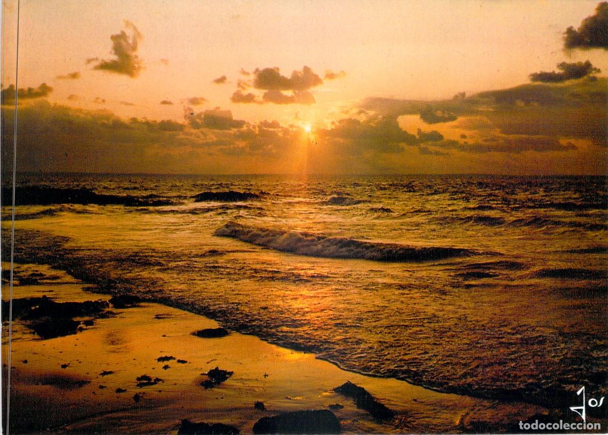 Postales: Postal de Atardecer Dorado en el Mar Mexichrome Iris Jos