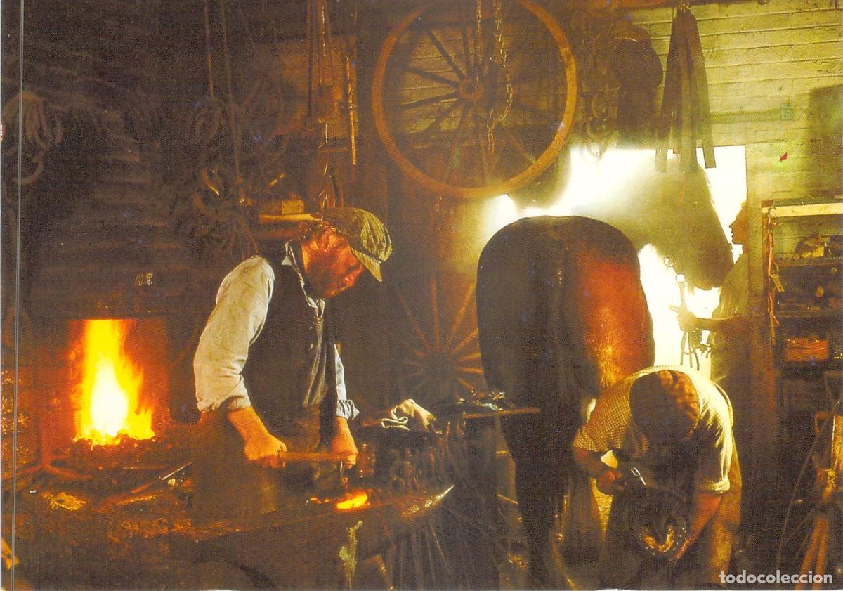 Postales: Postal de Oficios Tradicionales: El Herrero en su Forja
