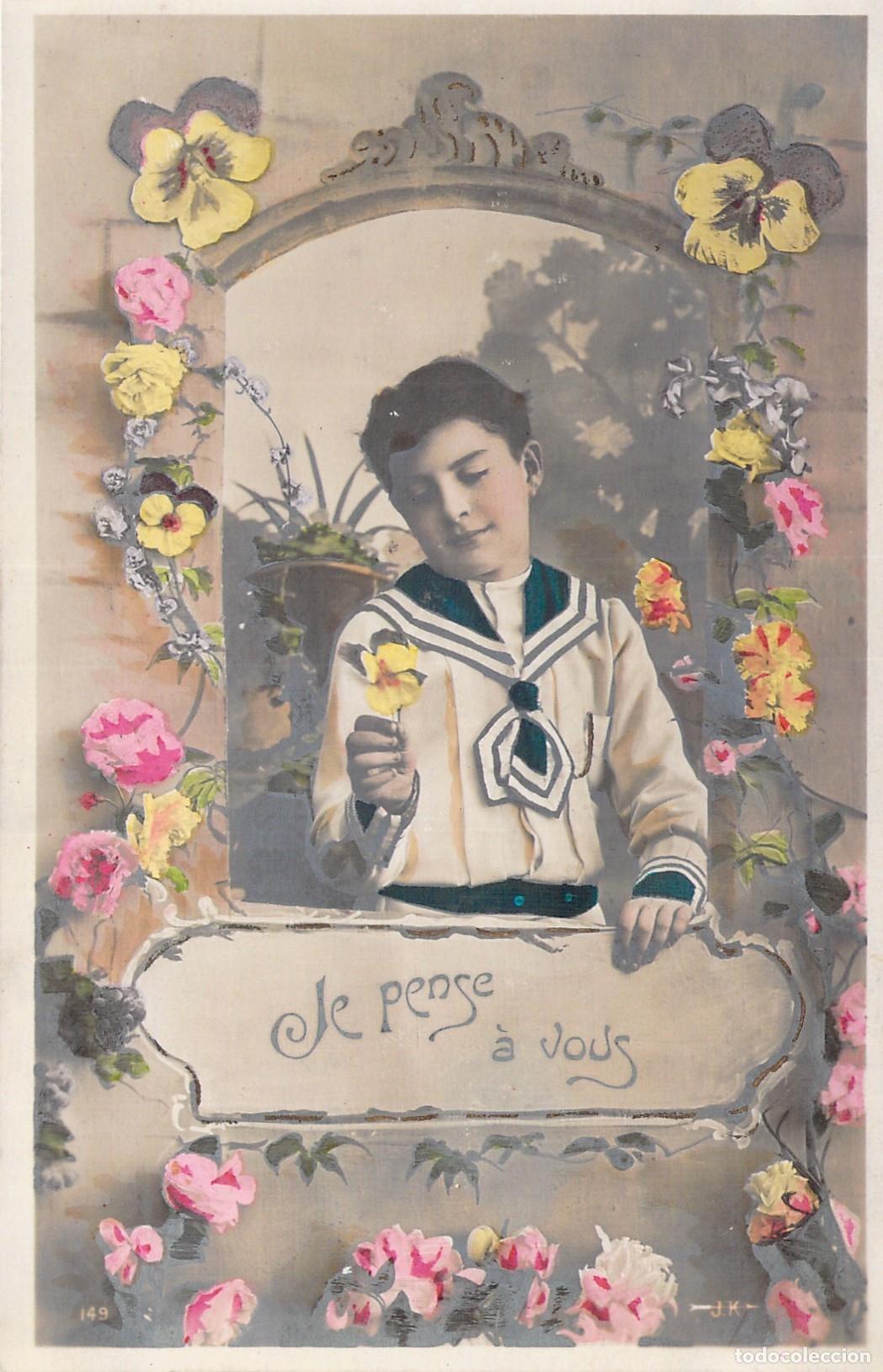 Postales: Postal de Ni&ntilde;o con Traje de Marinero y Flores Pensamientos