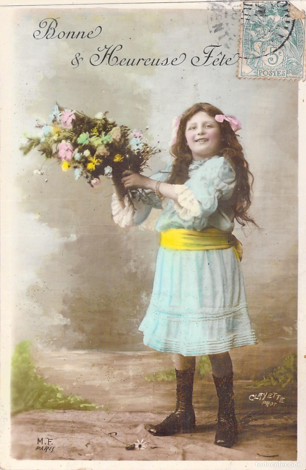 Postales: Postal Francesa de Felicitaci&oacute;n con Ni&ntilde;a y Ramo de Flores