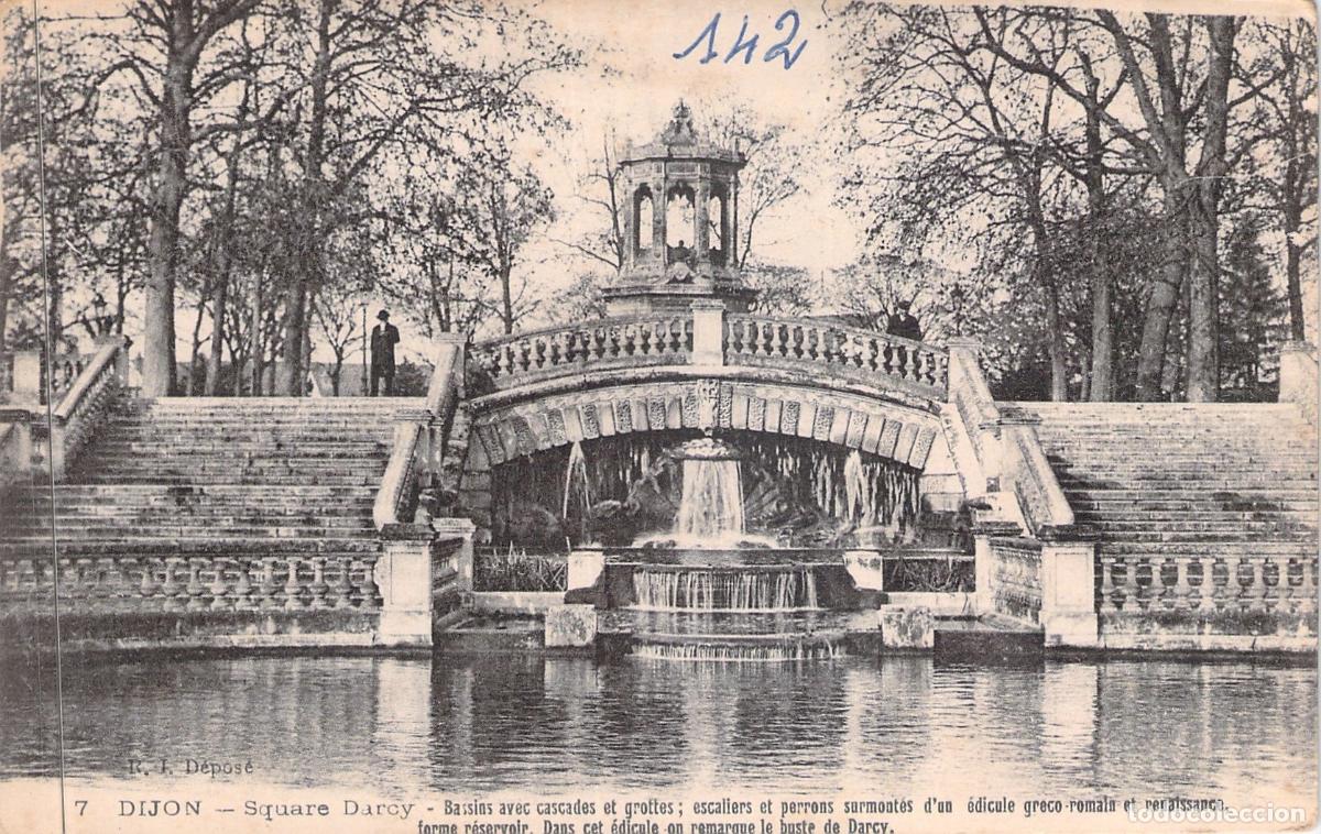 Postcards: Postal de Dijon, Francia - Square Darcy con Cascadas y Ed&iacute;culo