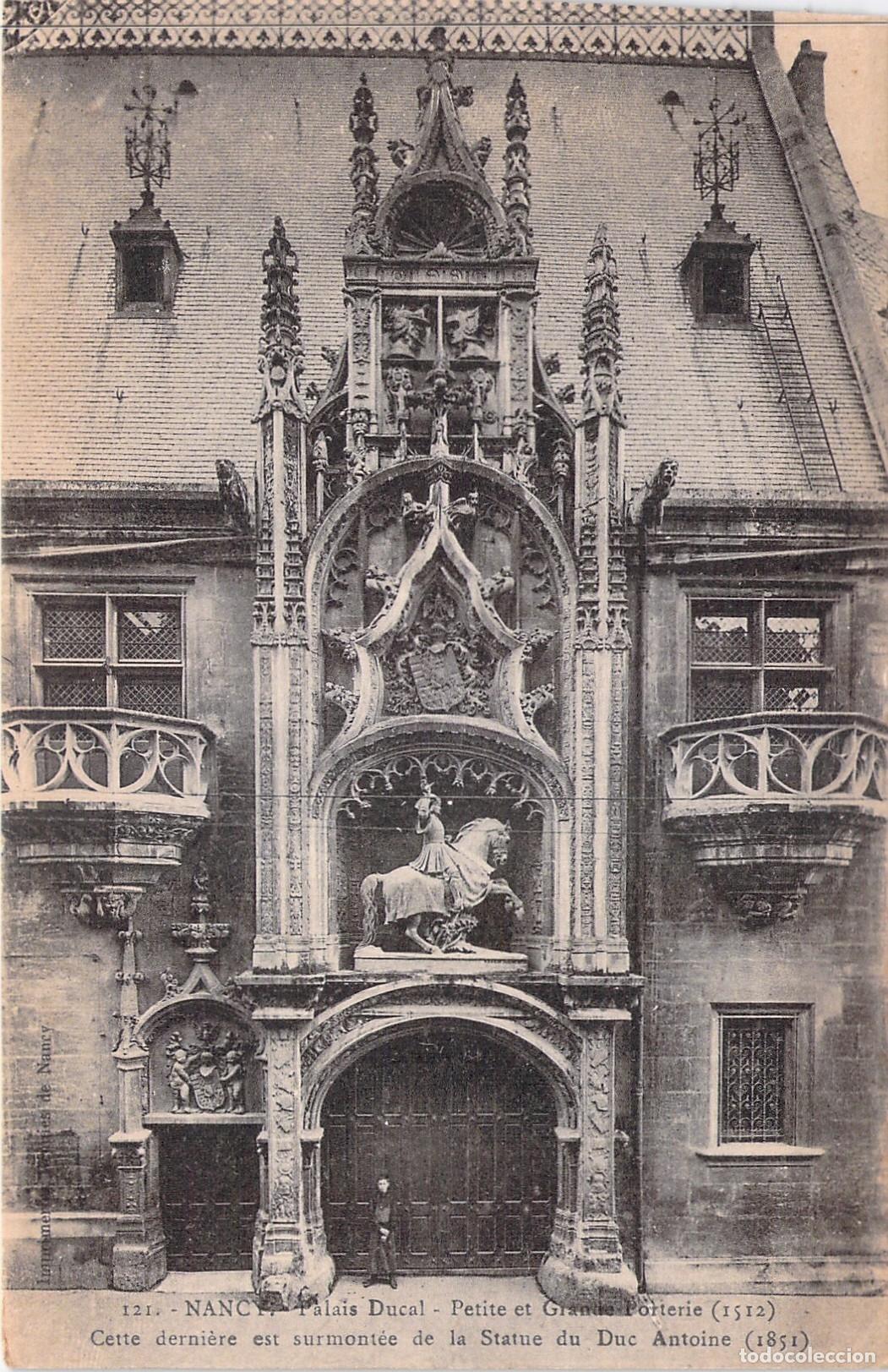 Postales: Postal de Nancy, Francia - Palais Ducal y Estatua del Duque Antonio