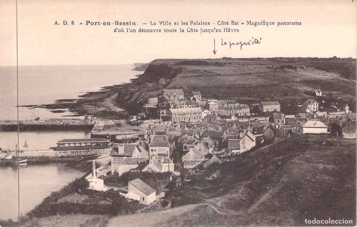Postales: Postal de Port-en-Bessin: La Ciudad y los Acantilados, Normand&iacute;a