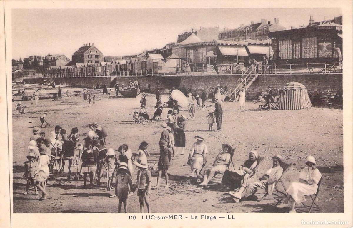 Postales: Postal de la Playa de Luc-sur-Mer en Normand&iacute;a, Francia