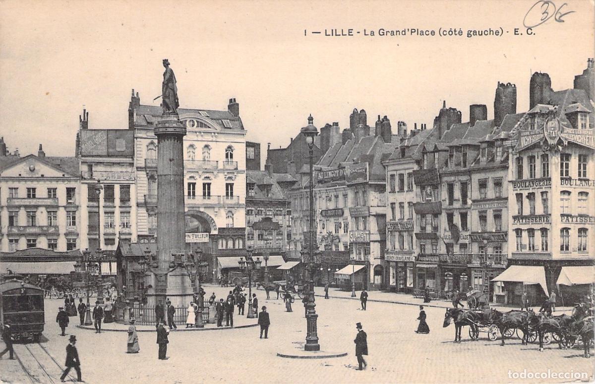 Postales: Postal de Lille: La Grand'Place y Monumento a la Diosa