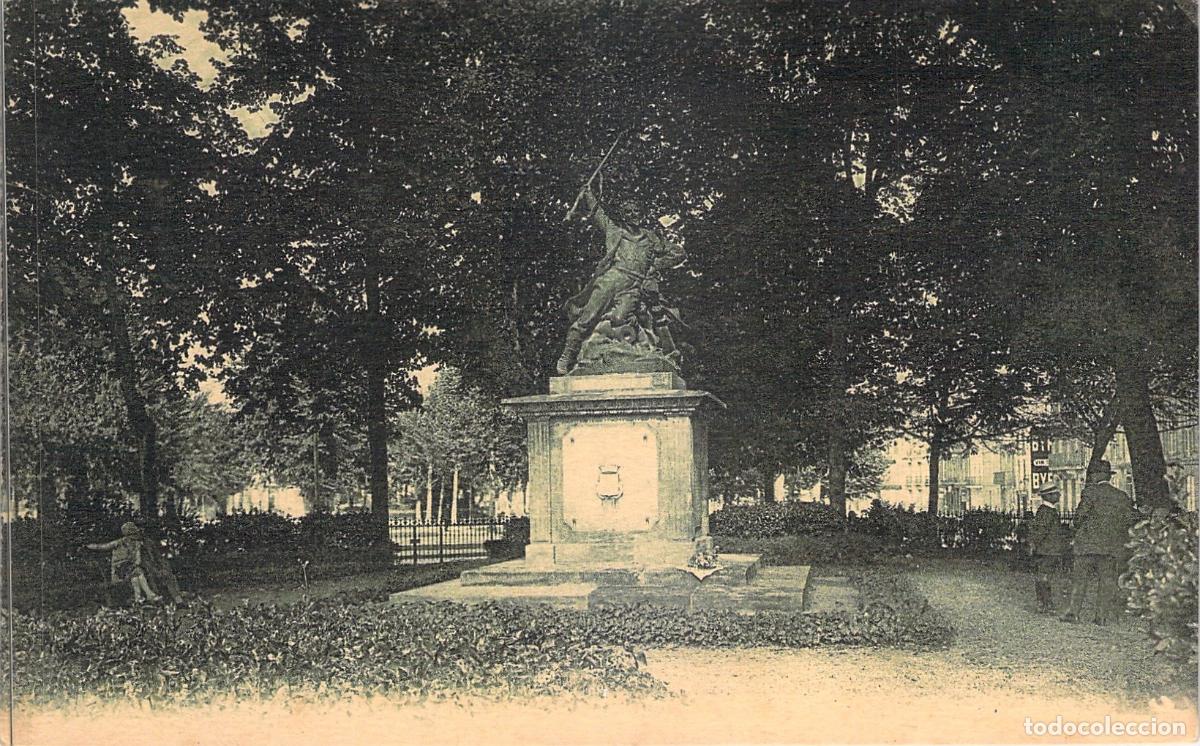 Postales: Postal de Bergerac - Square de Coulmiers y Monumento