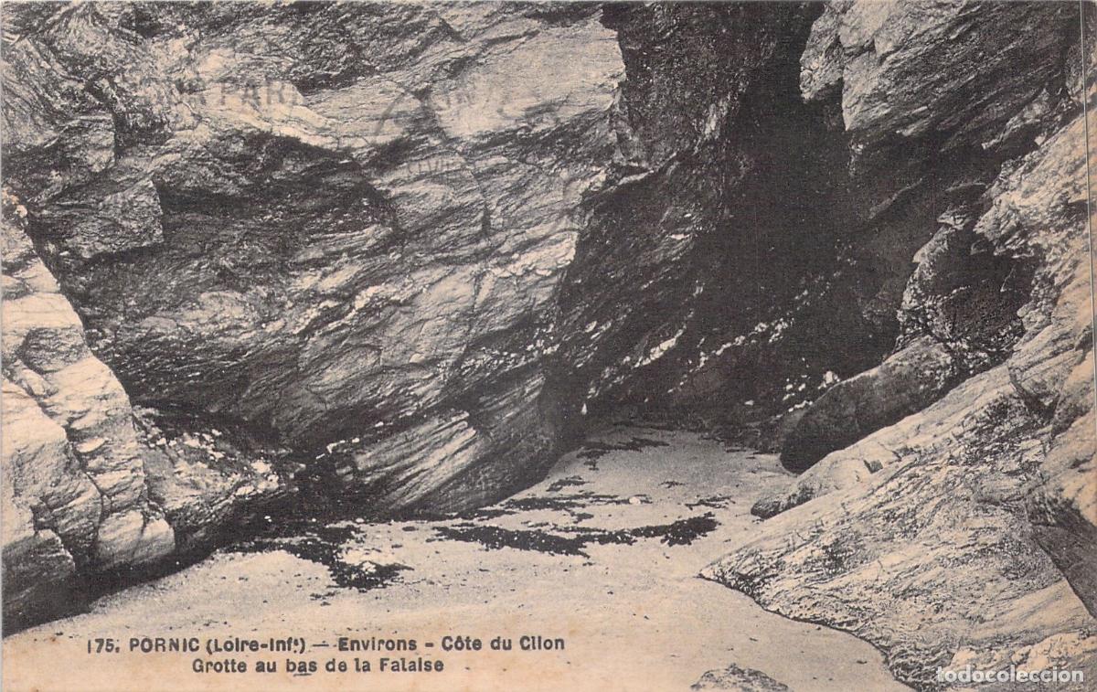 Postales: Postal de la Gruta al Pie del Acantilado en Pornic, Francia