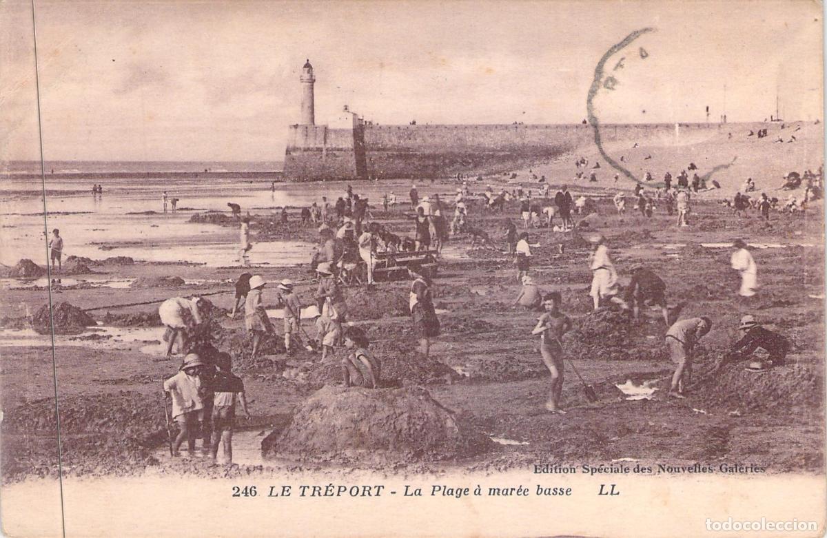 Postales: Postal de Le Tr&eacute;port - La Playa a Marea Baja y el Faro