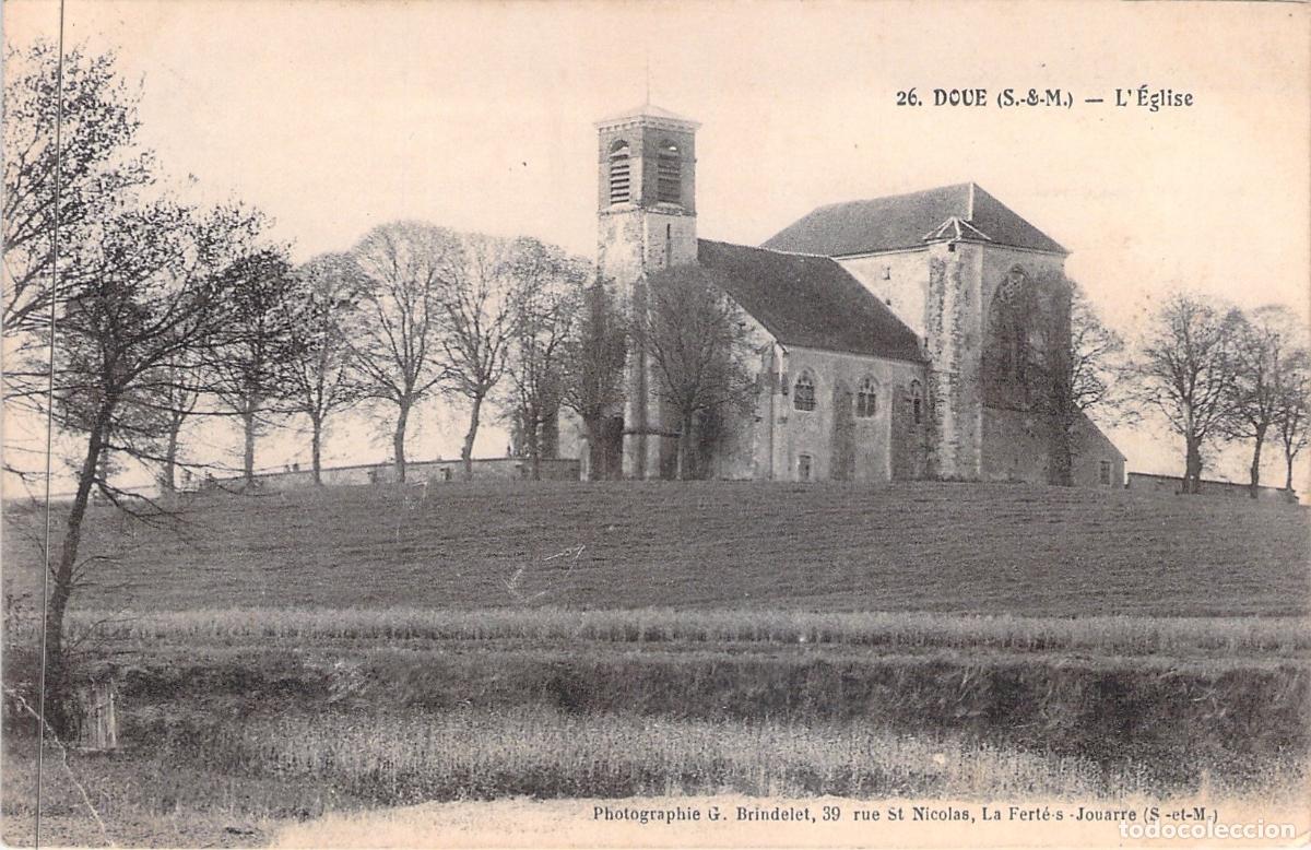 Postales: Postal de la Iglesia de Dou&eacute;, Seine-et-Marne, Francia