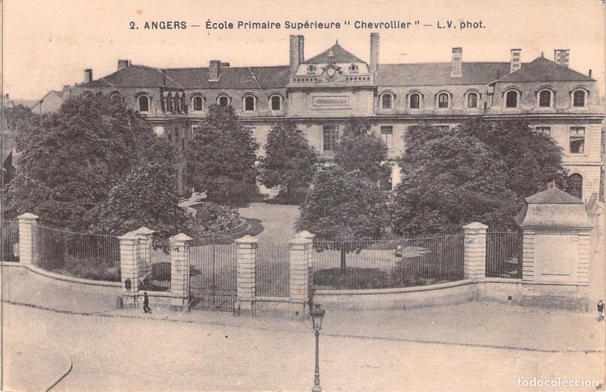Postales: Postal de la Escuela Superior Chevrollier en Angers