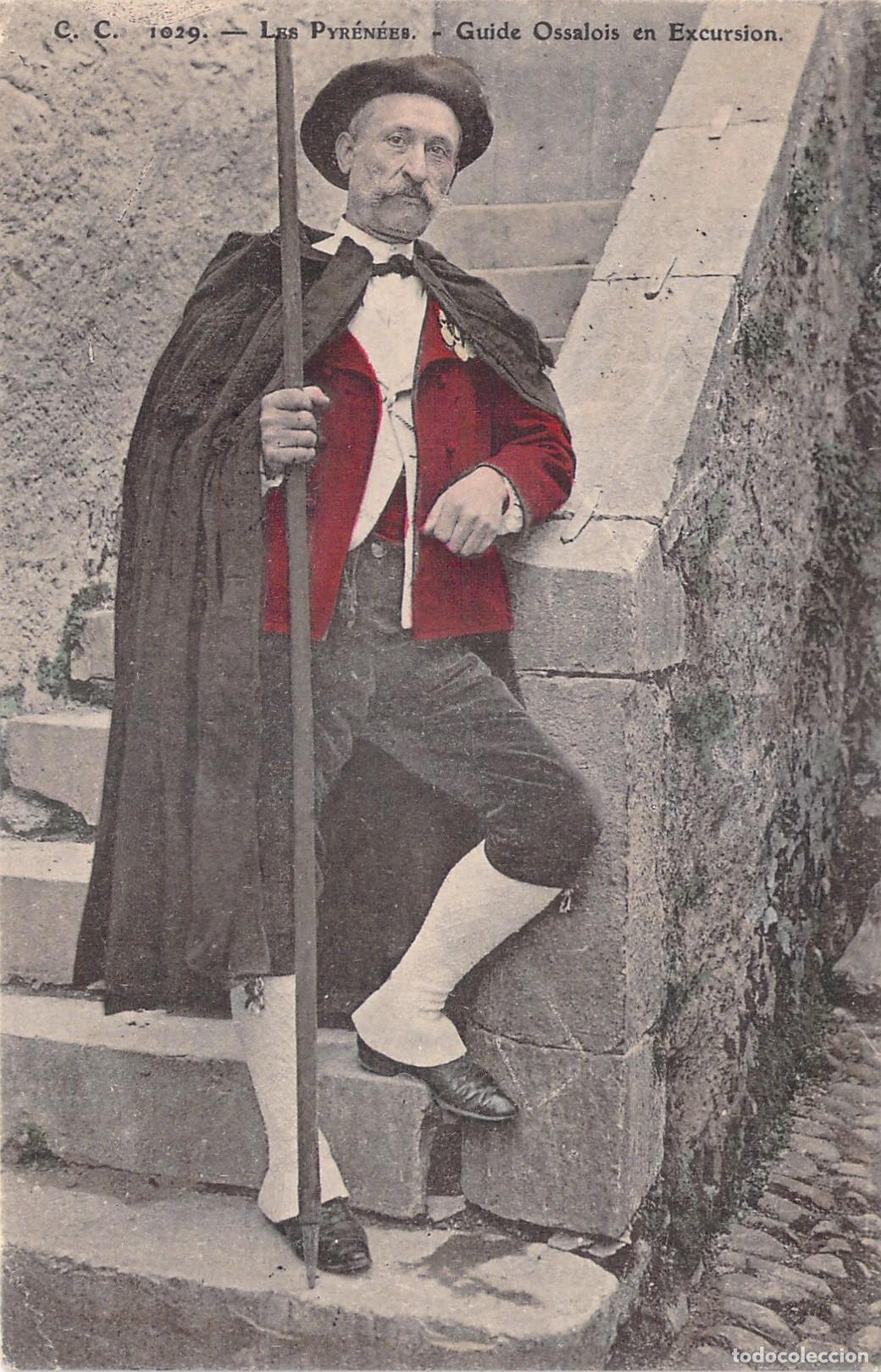 Postales: Postal Gu&iacute;a de los Pirineos Franceses Traje T&iacute;pico Valle de Ossau