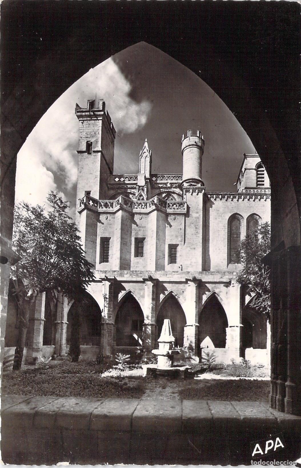 Postcards: Postal Catedral de San Nazario, B&eacute;ziers, Francia - Vista del Claustro