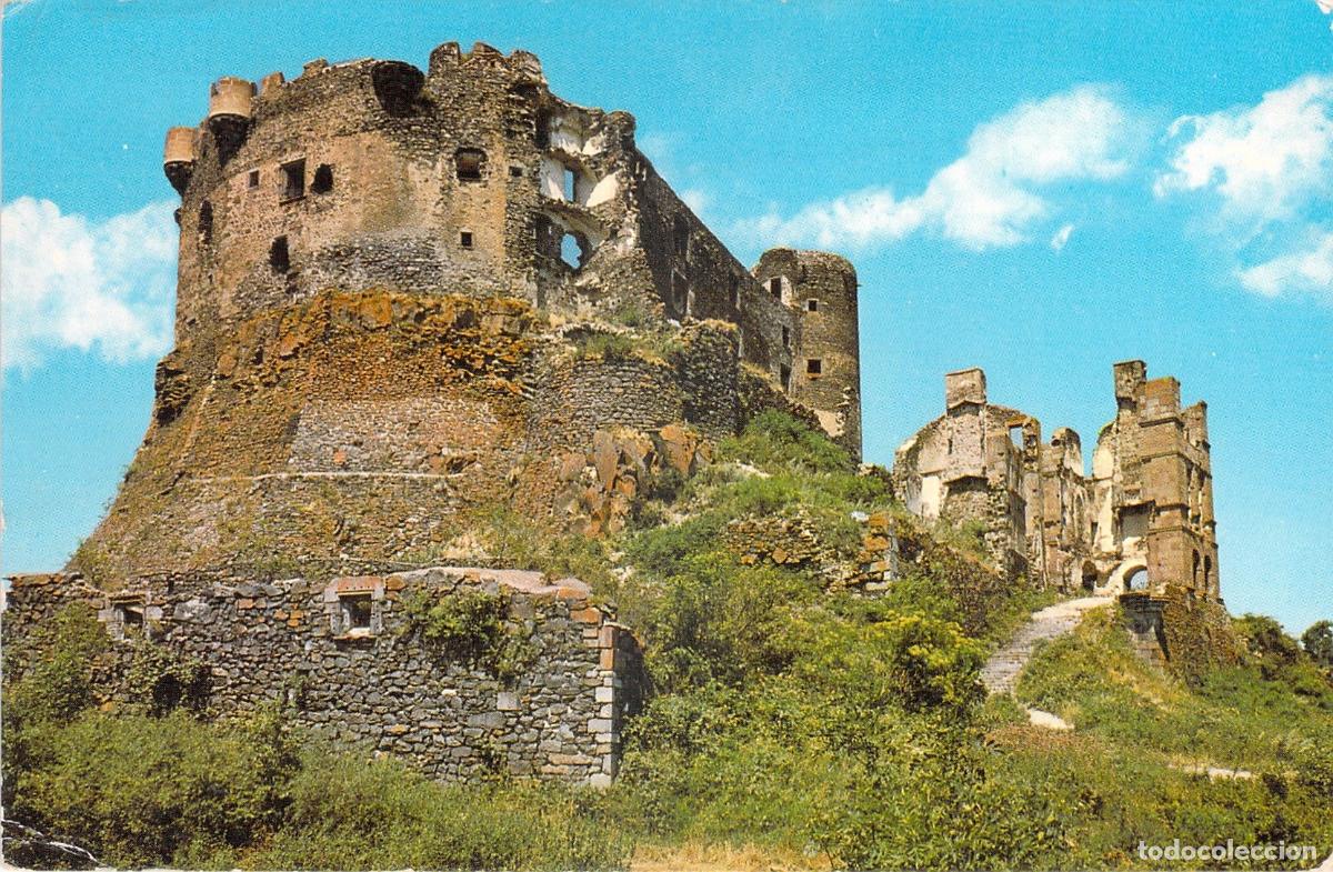 Postales: Postal del Castillo de Murol en la Regi&oacute;n de Auvernia