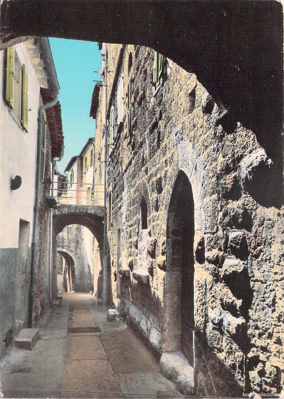Postcards: Postal de Peille, Francia - Rue Saint-S&eacute;bastien con Arquitectura Medieval
