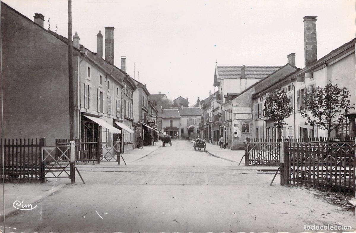 Postcards: Postal de Fougerolles, Haute-Sa&ocirc;ne - Vista de la Grande Rue