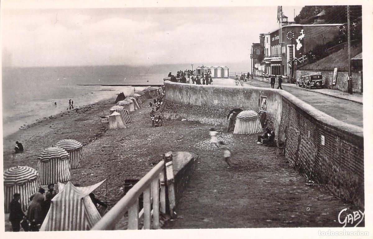Postcards: Postal de Villerville, Francia - La Descente de la Plage en Calvados