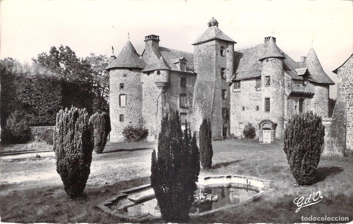 Postcards: Postal de Orcival: Ch&acirc;teau de Cordes y Jardines Franceses