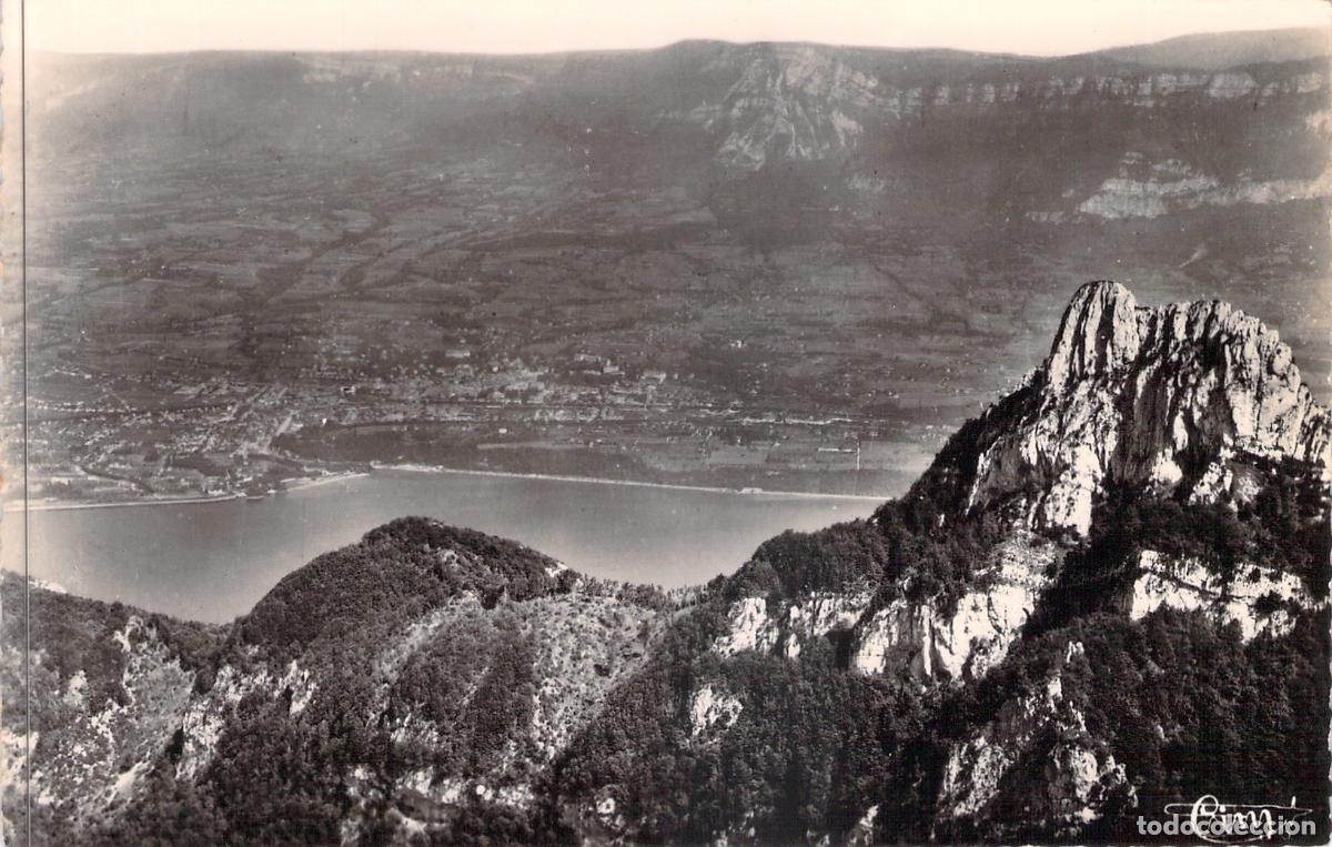 Postcards: Postal de Aix-les-Bains, Vista A&eacute;rea Dent du Chat y Lago Bourget