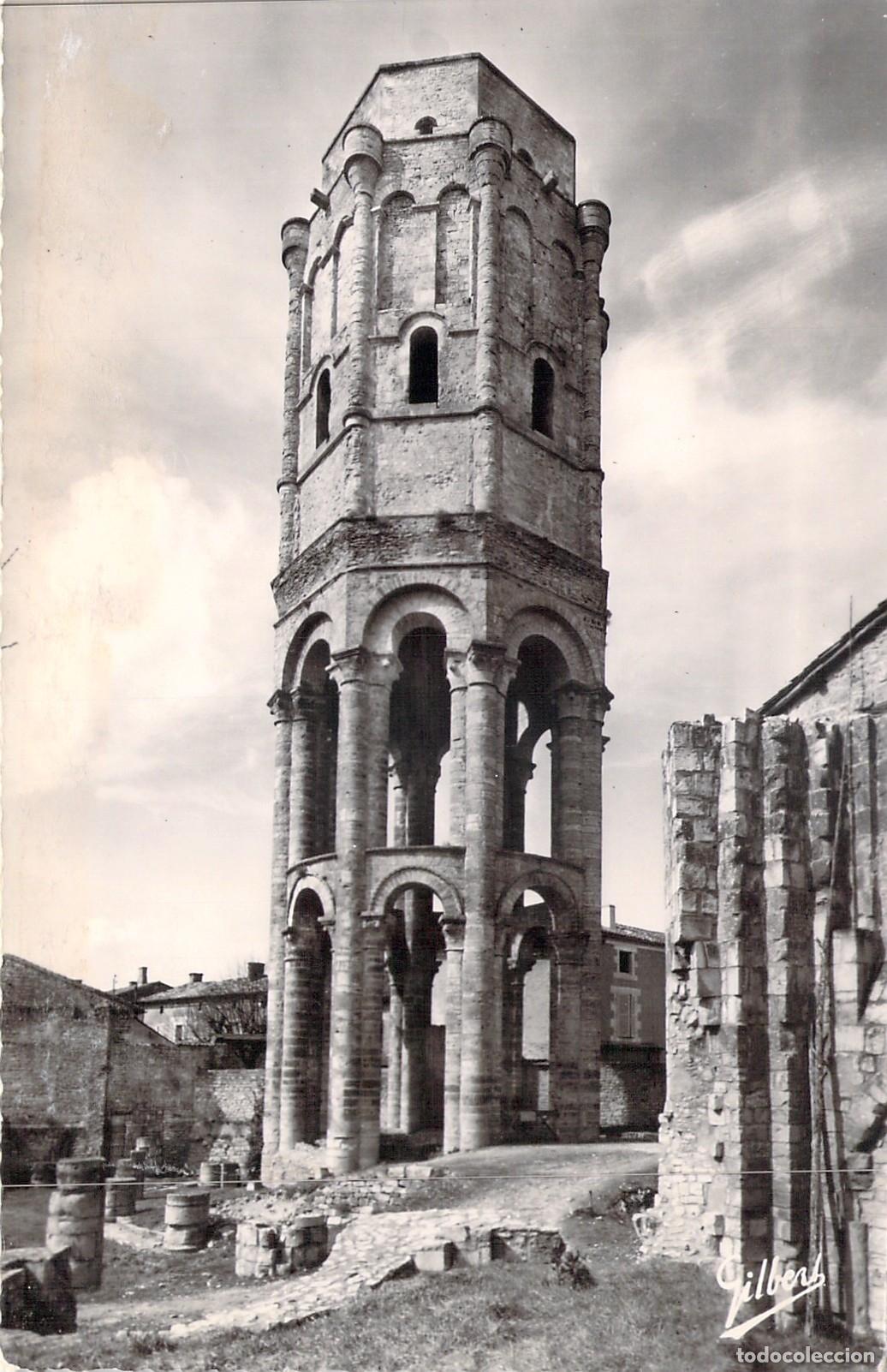 Postcards: Postal de la Torre Carlomagno, Abad&iacute;a de Charroux, Vienne
