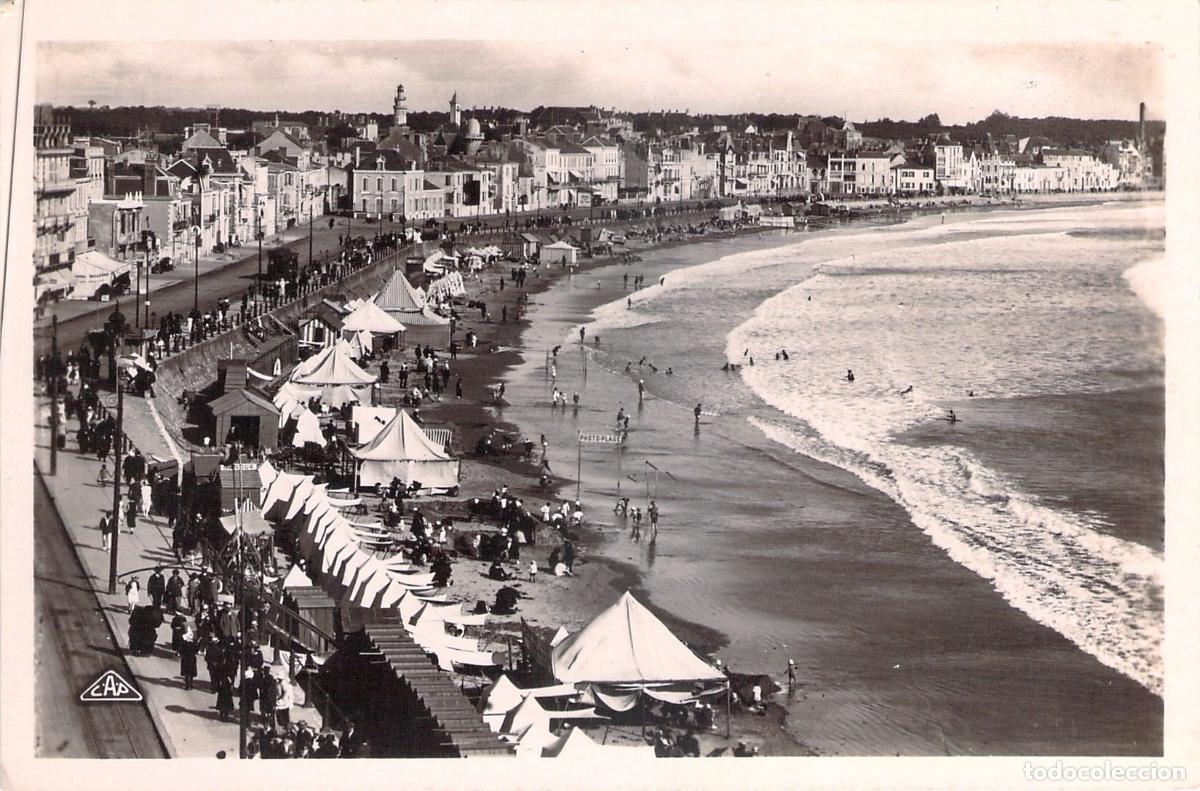 Postkarten: Postal de la Playa y el Paseo en Les Sables d'Olonne, Francia
