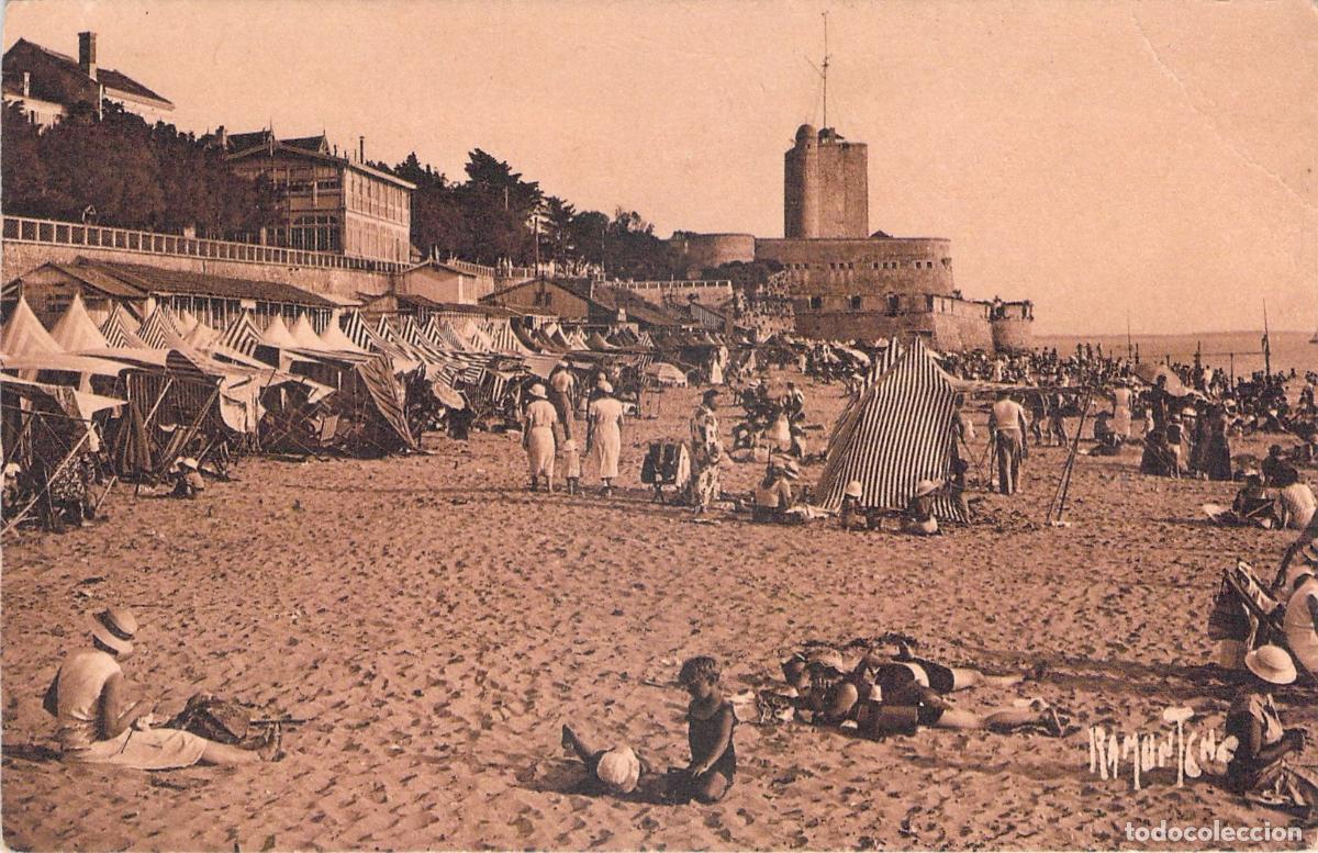 Postcards: Postal de la Playa de Fouras y el Fuerte Vauban en Francia