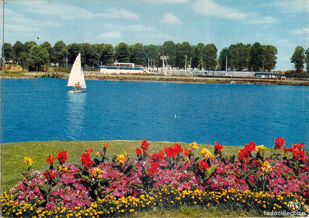 Postales: Postal de Tours, Francia - El Lago hacia la Piscina