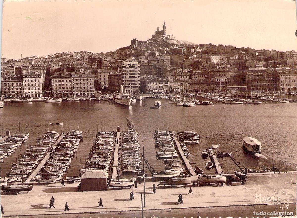 Postales: Postal de Marsella: Puerto Viejo y Notre-Dame de la Garde