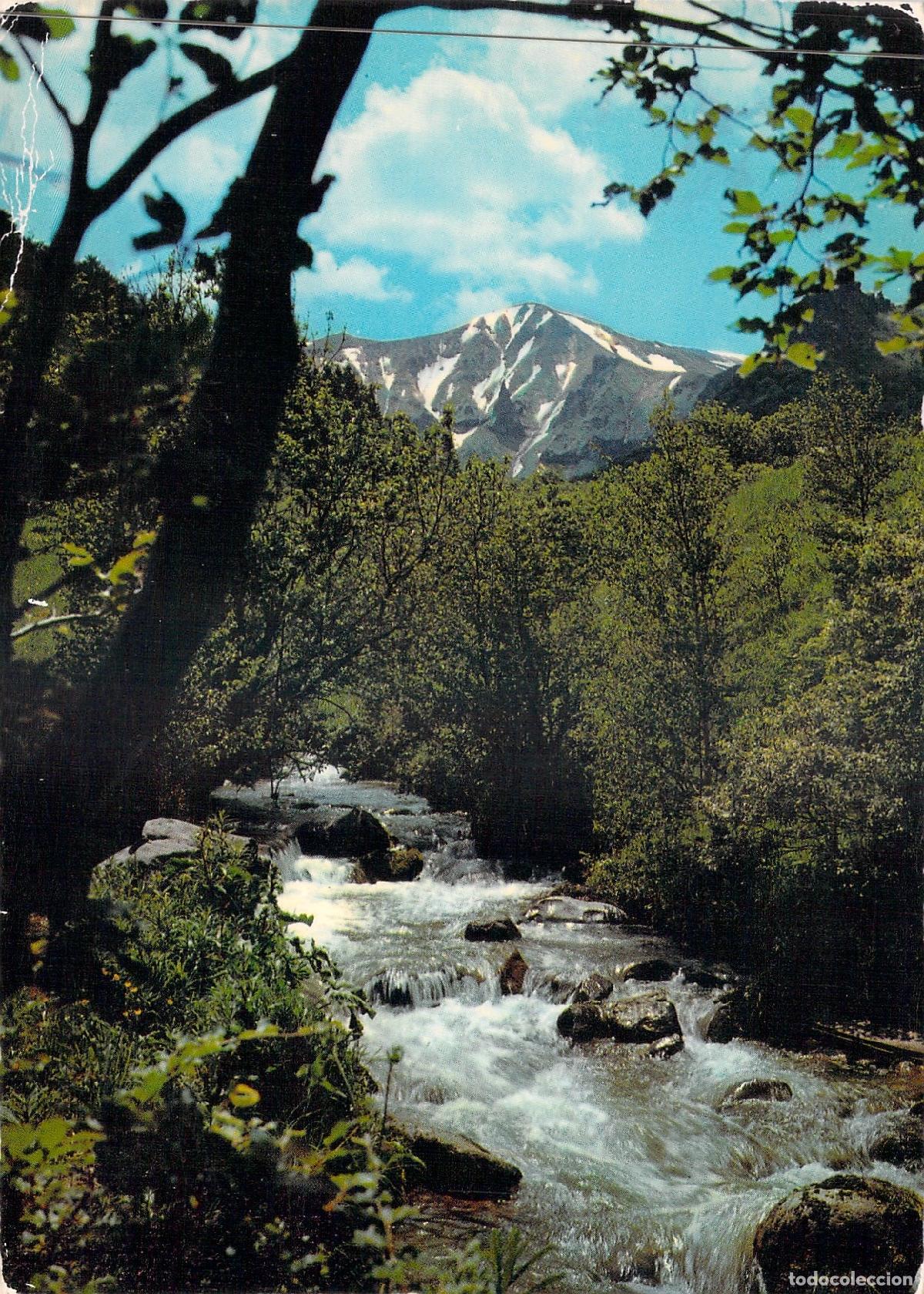 Postales: Postal del Valle de Chaudefour y Puy Ferrand, Auvergne, Francia