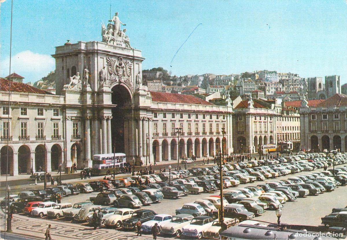 Postales: Postal de Lisboa: El Arco de la Rua Augusta y Plaza del Comercio