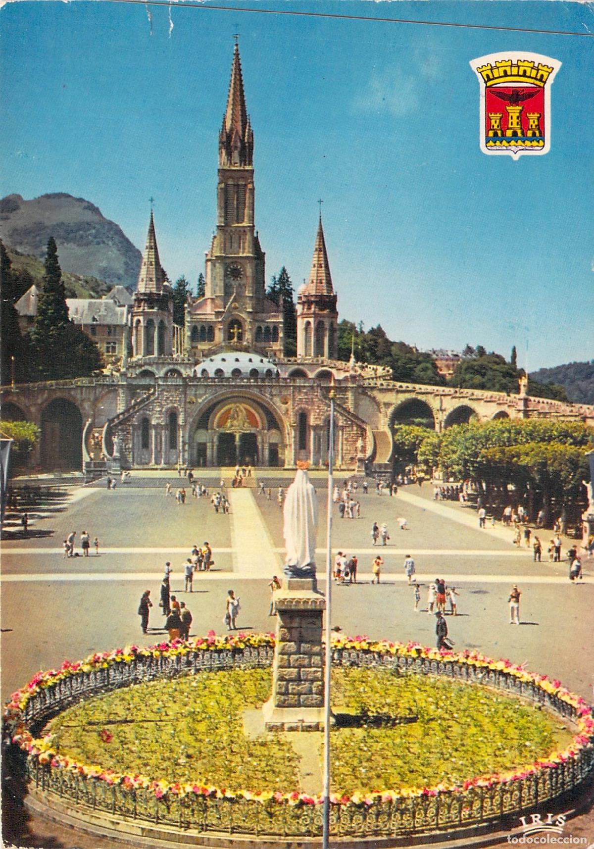 Postales: Postal de Lourdes: Bas&iacute;lica y la Virgen Coronada, Francia