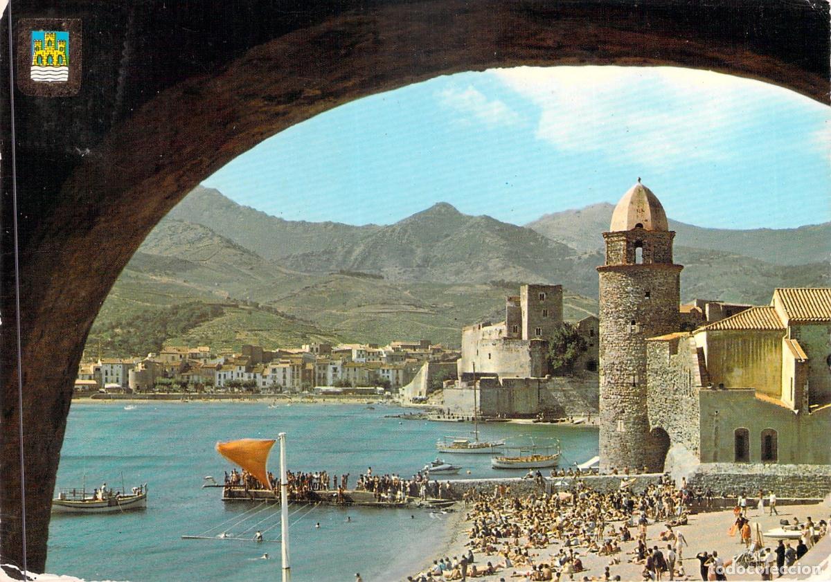 Postales: Postal de Collioure Francia: Playa, Iglesia Saint Vincent y Castillo