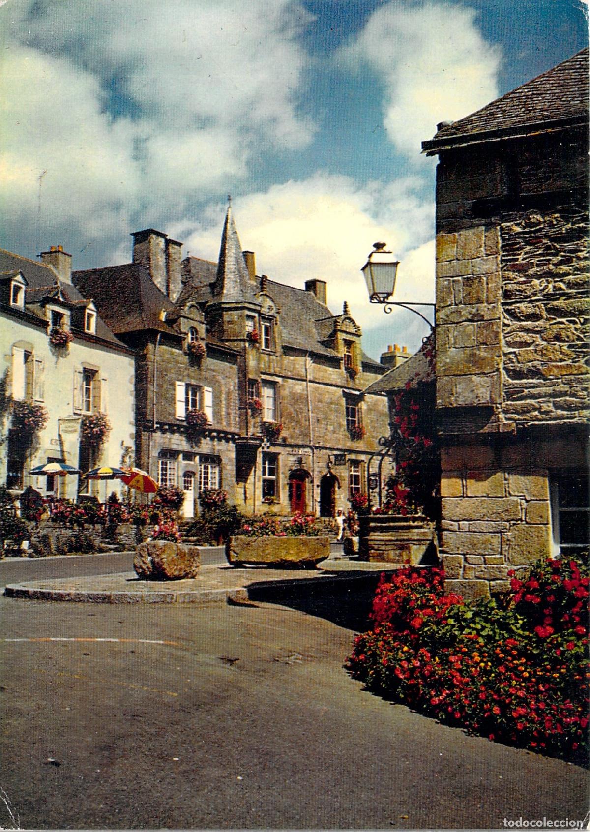 Postales: Postal de Rochefort-en-Terre, Breta&ntilde;a - Casas de Piedra Floridas