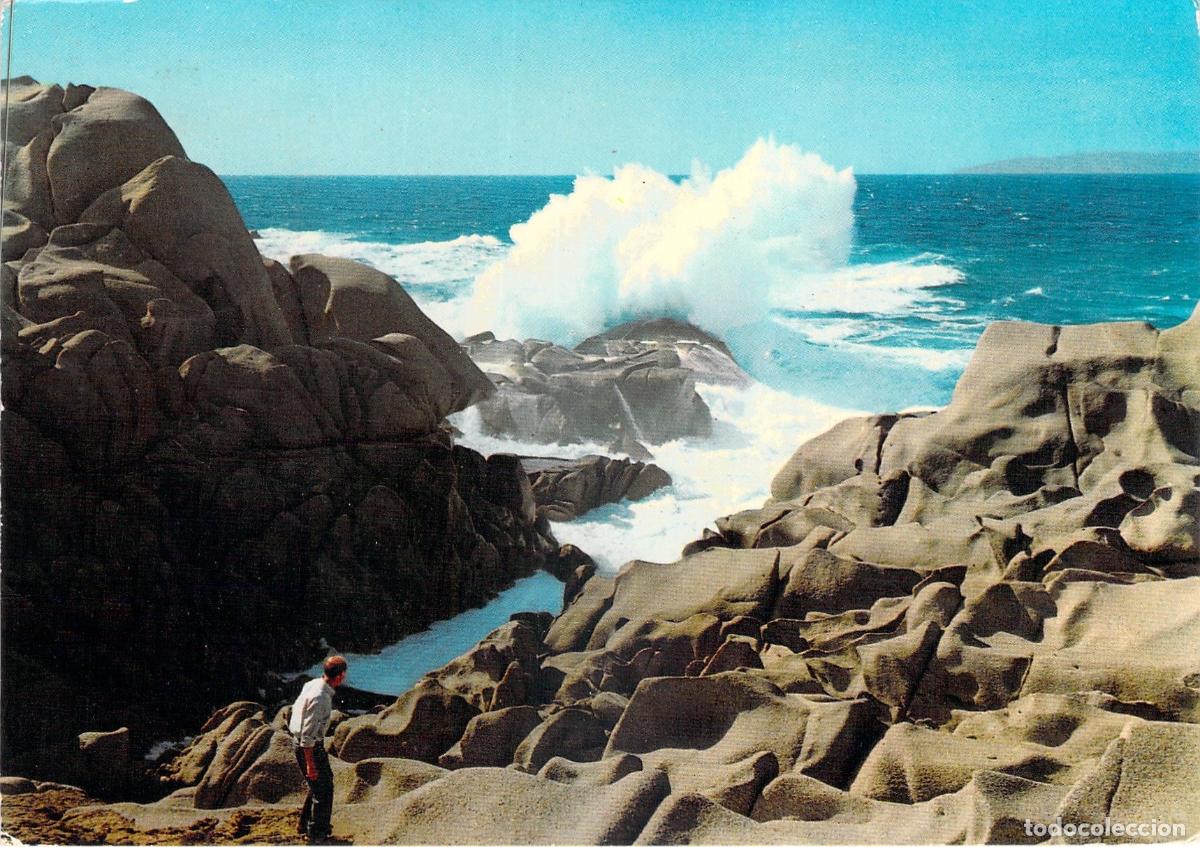 Postales: Postal de Capo Testa en Cerde&ntilde;a, Italia - Paisaje de Costa y Rocas