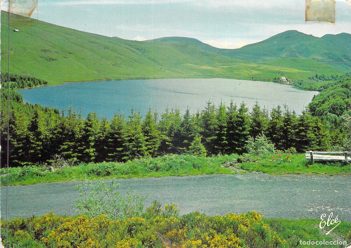 Postales: Postal del Lago Gu&eacute;ry en Auvergne Francia