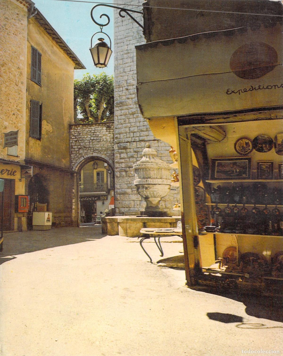 Postales: Postal de Vence: Place et Fontaine du Peyra, Costa Azul