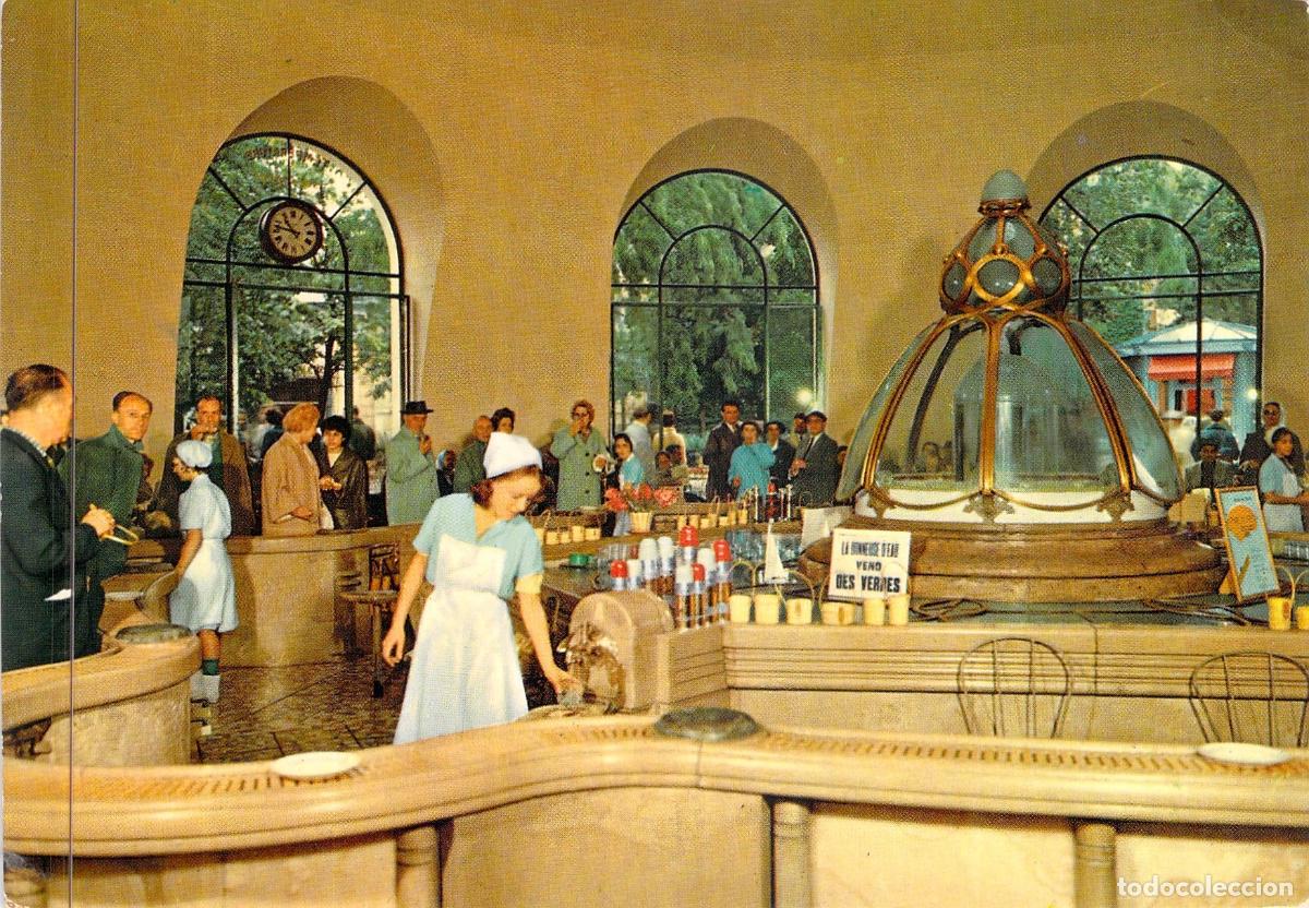 Cartes Postales: Postal de la Fuente del Hospital en Vichy, Francia - Interior del Balneario
