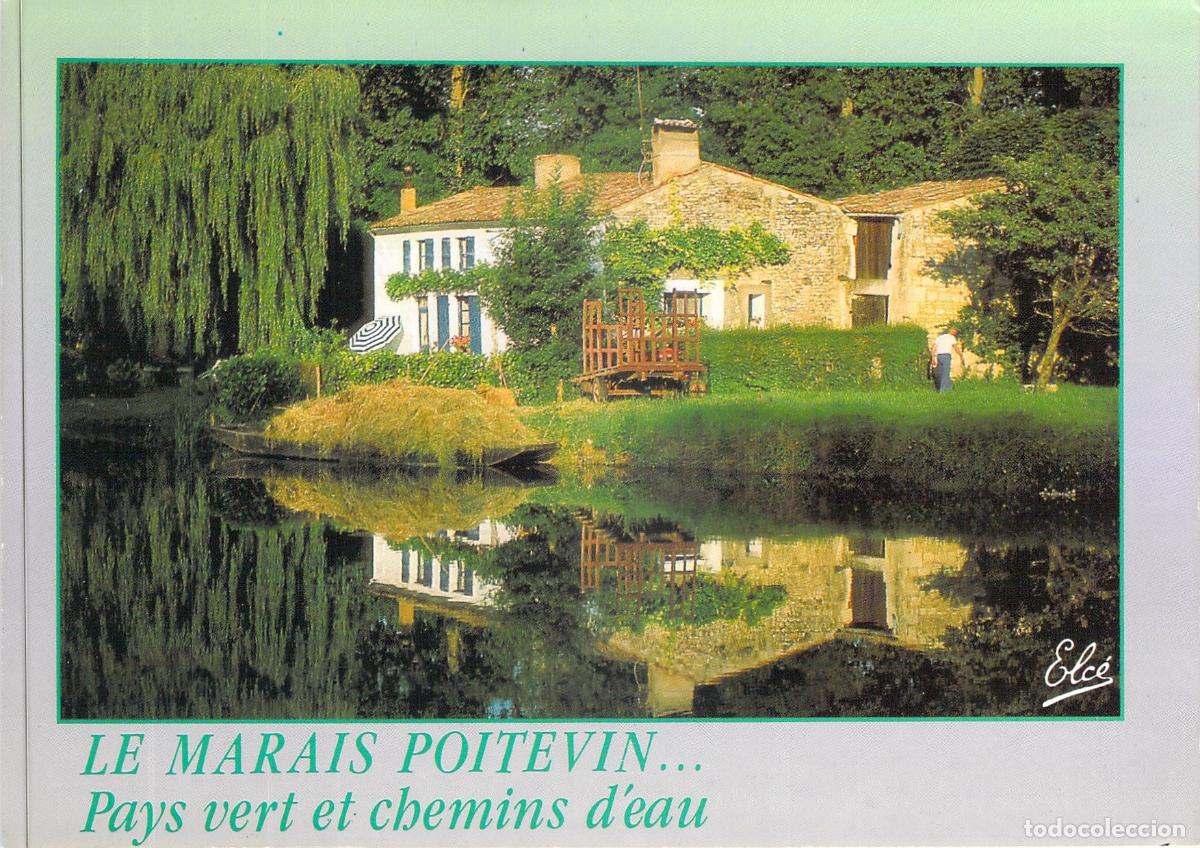 Postcards: Postal de Le Marais Poitevin, Casa Tradicional en los Canales