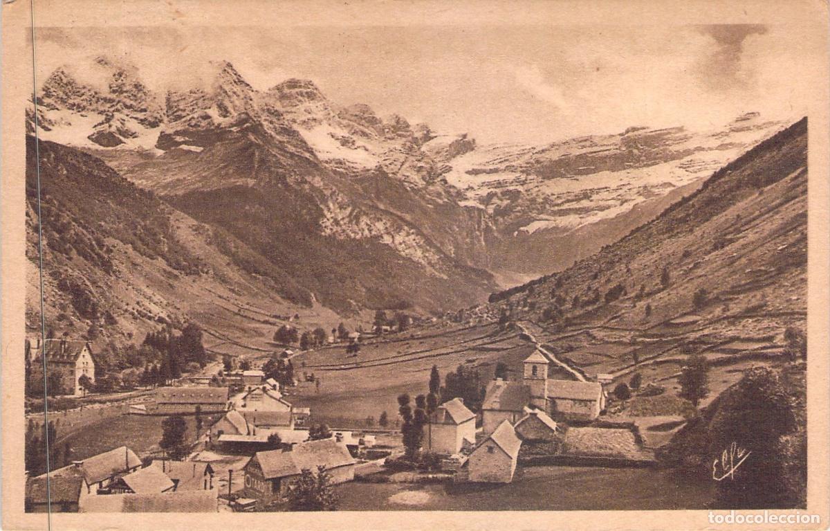Cartes Postales: Tarjeta Postal de Gavarnie y el Circo de Monta&ntilde;a en los Pirineos