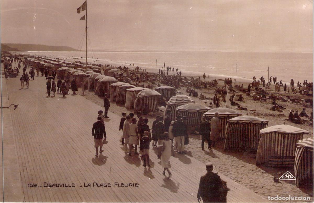 Cartes Postales: Postal de Deauville, La Plage Fleurie y paseo mar&iacute;timo de Francia