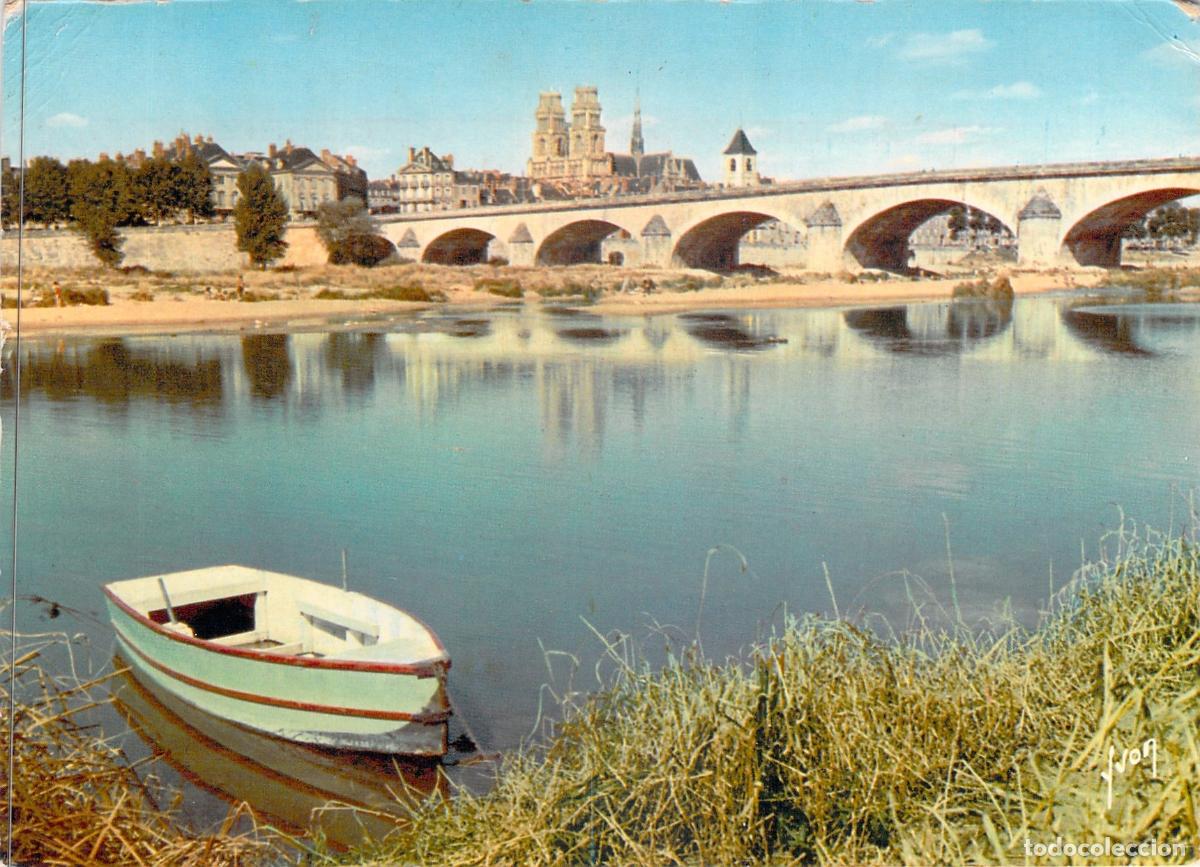 Postales: Postal de Orl&eacute;ans: Orillas del Loira y la Catedral