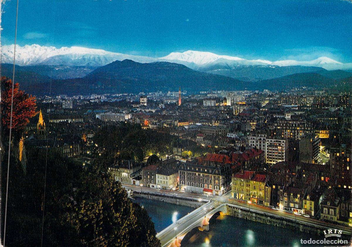Postales: Postal de Grenoble Francia Vista Nocturna y Alpes Belledonne