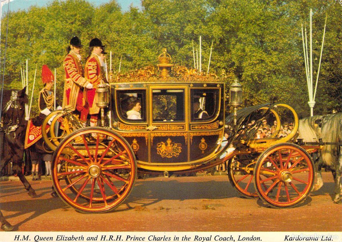 Postales: Postal Reina Isabel II y Pr&iacute;ncipe Carlos en Carruaje Real Londres