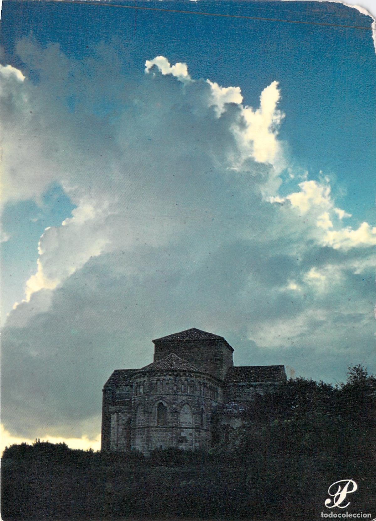 Postales: Postal de Iglesia Rom&aacute;nica en Charente-Maritime, Francia