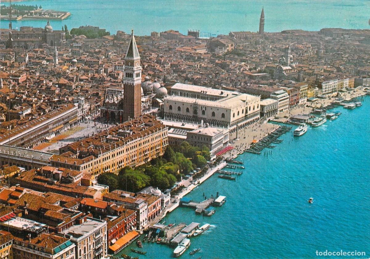 Postkarten: Postal de Venecia Vista A&eacute;rea de Plaza San Marcos y Palacio Ducal